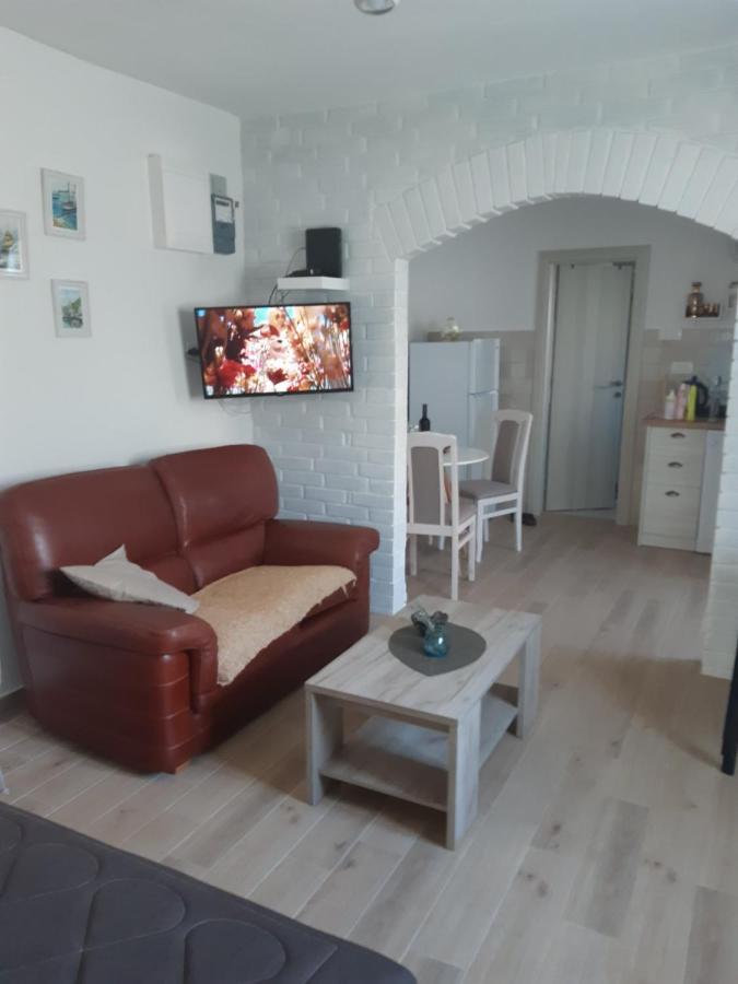 Old Marine House Apartment Tivat Exterior photo