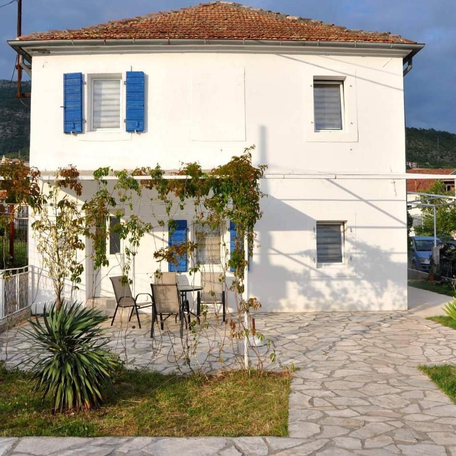 Old Marine House Apartment Tivat Exterior photo