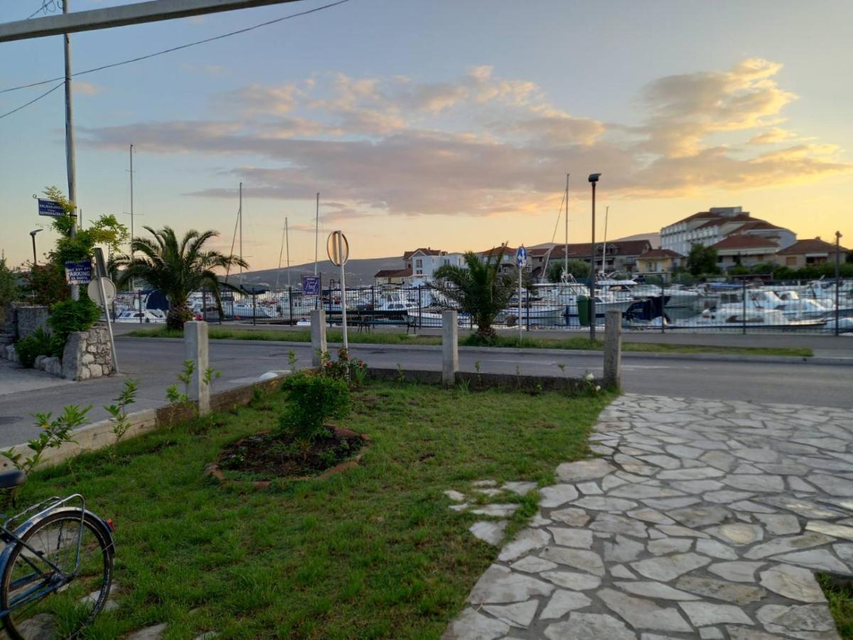 Old Marine House Apartment Tivat Exterior photo