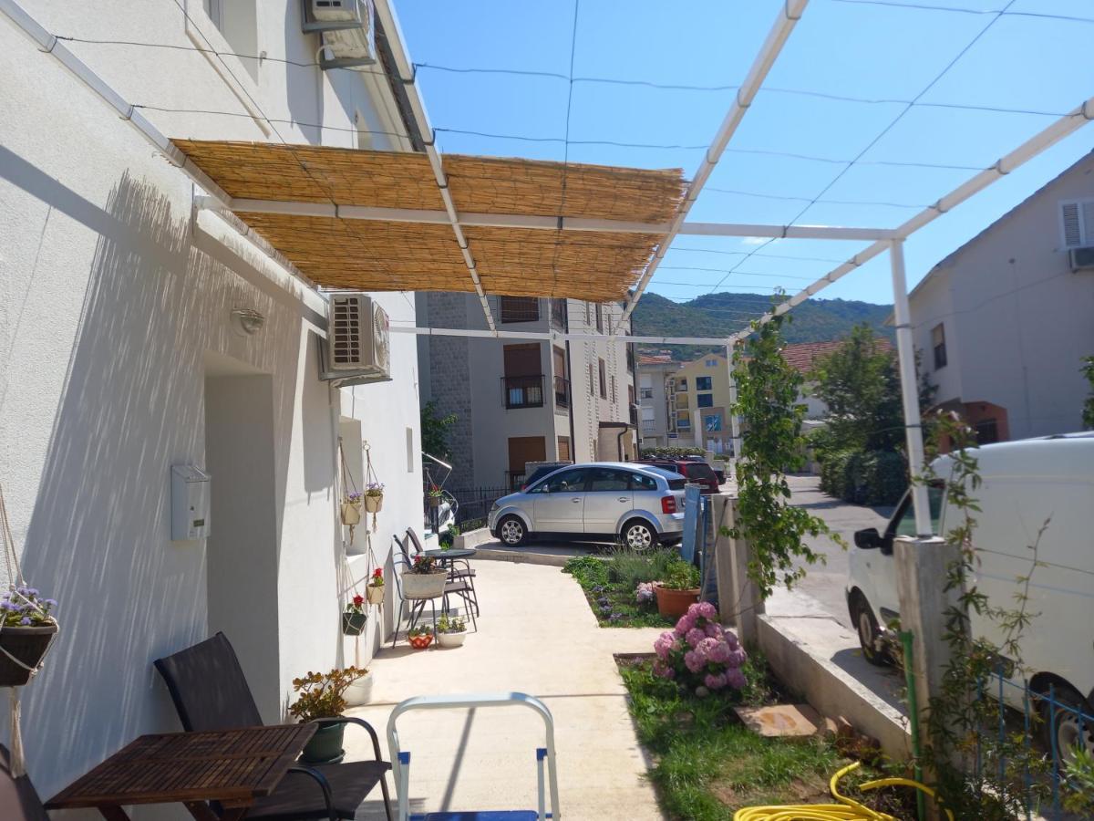 Old Marine House Apartment Tivat Exterior photo