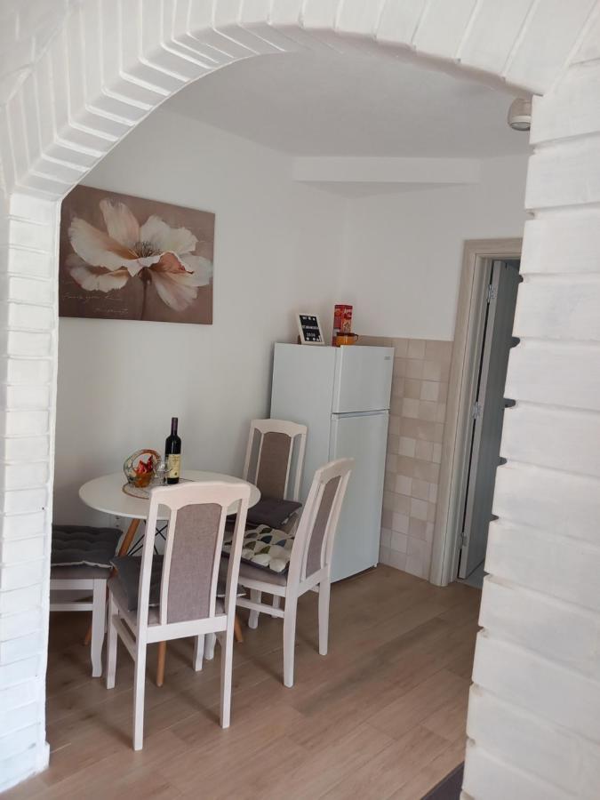 Old Marine House Apartment Tivat Exterior photo